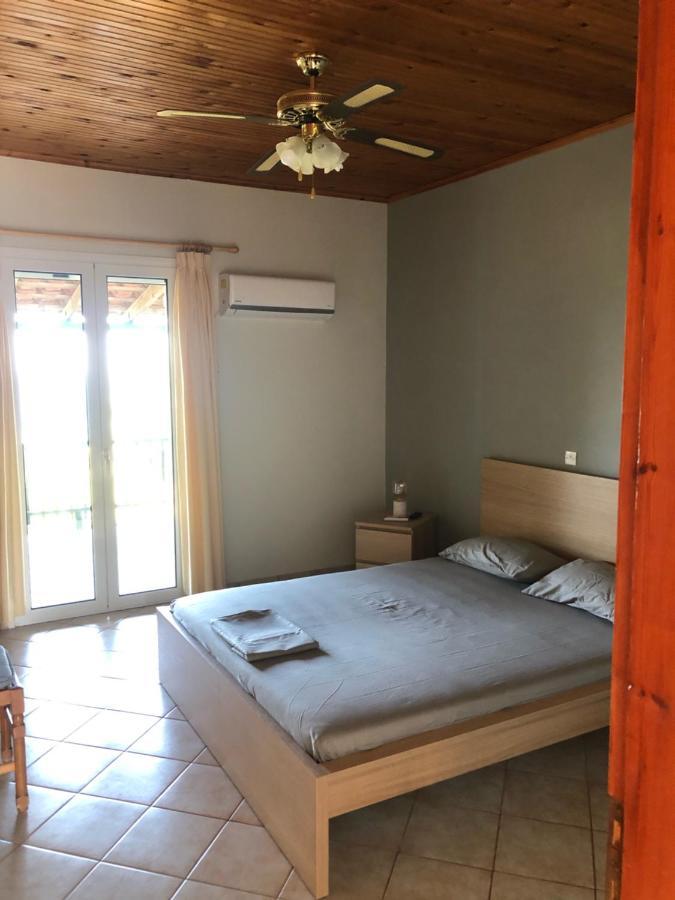 הוילה Kómboi Aggeliki House 5 מראה חיצוני תמונה