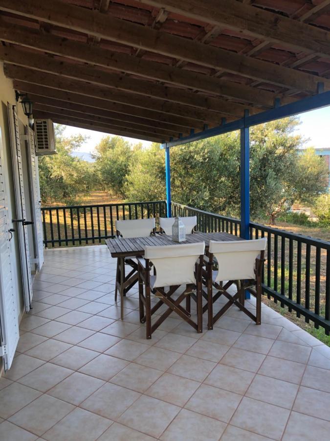 הוילה Kómboi Aggeliki House 5 מראה חיצוני תמונה